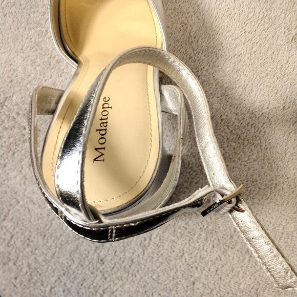 Modatope Womens Platform Sandals Silver Metallic Chunky Heels Ankle Strap Size 9 - Picture 13 of 16